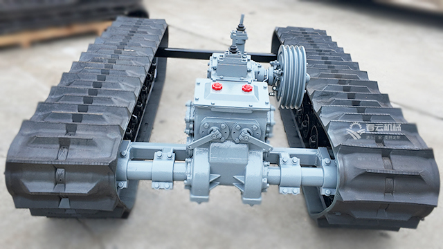 2米4變速箱履帶底盤